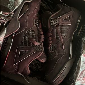 Jordan 4 black cats size 8 (read description)